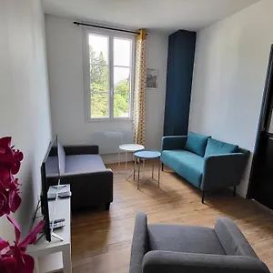 Escapade A Dans T2 Bis Proche Gare Et Centre Apartamento